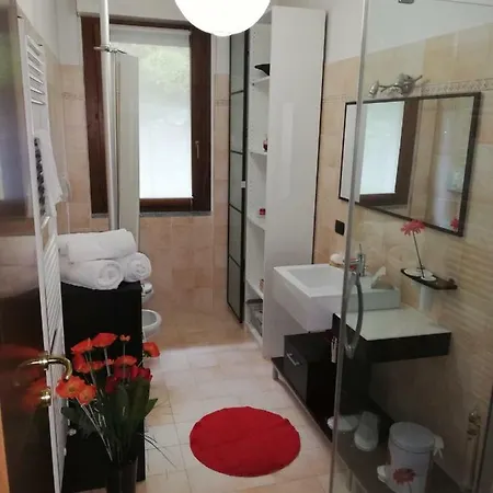 Miralago *culture&relax 2 Minutes From Lecco* Pescate